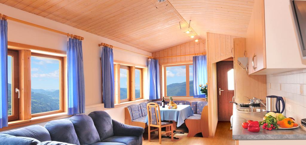 Rastlhof Villa Mölten Eksteriør bilde